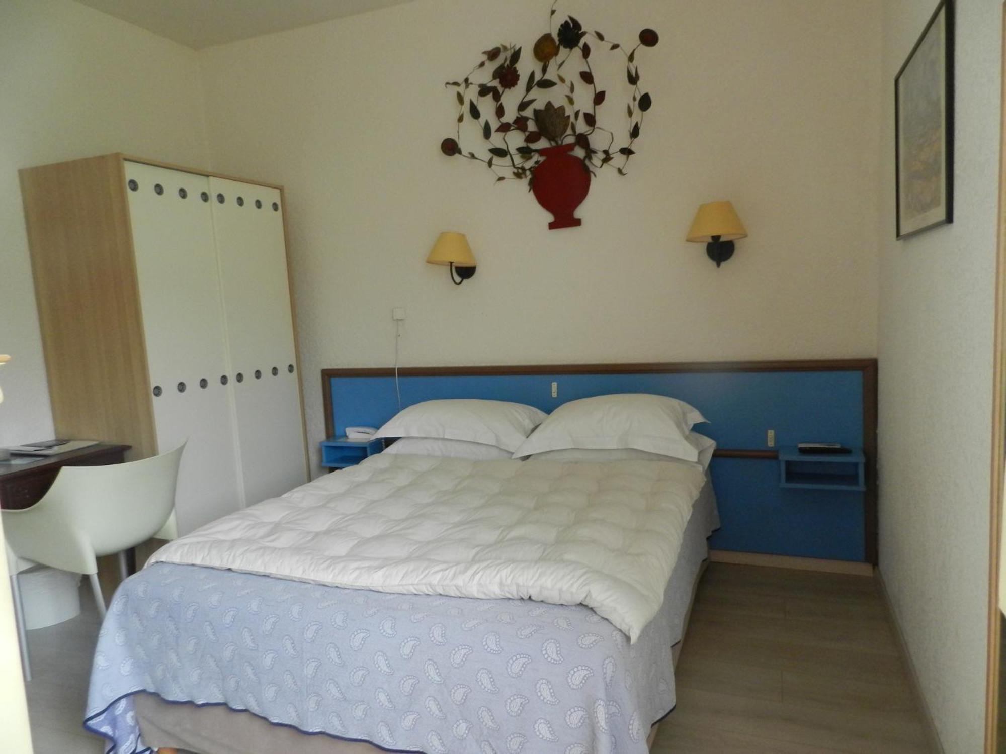 Grand Hotel Moriaz Le Lavandou Habitación foto