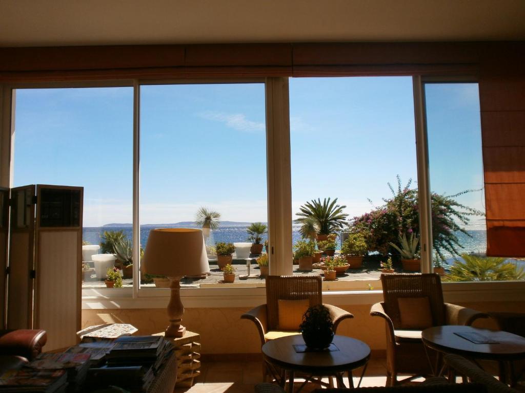Grand Hotel Moriaz Le Lavandou Exterior foto