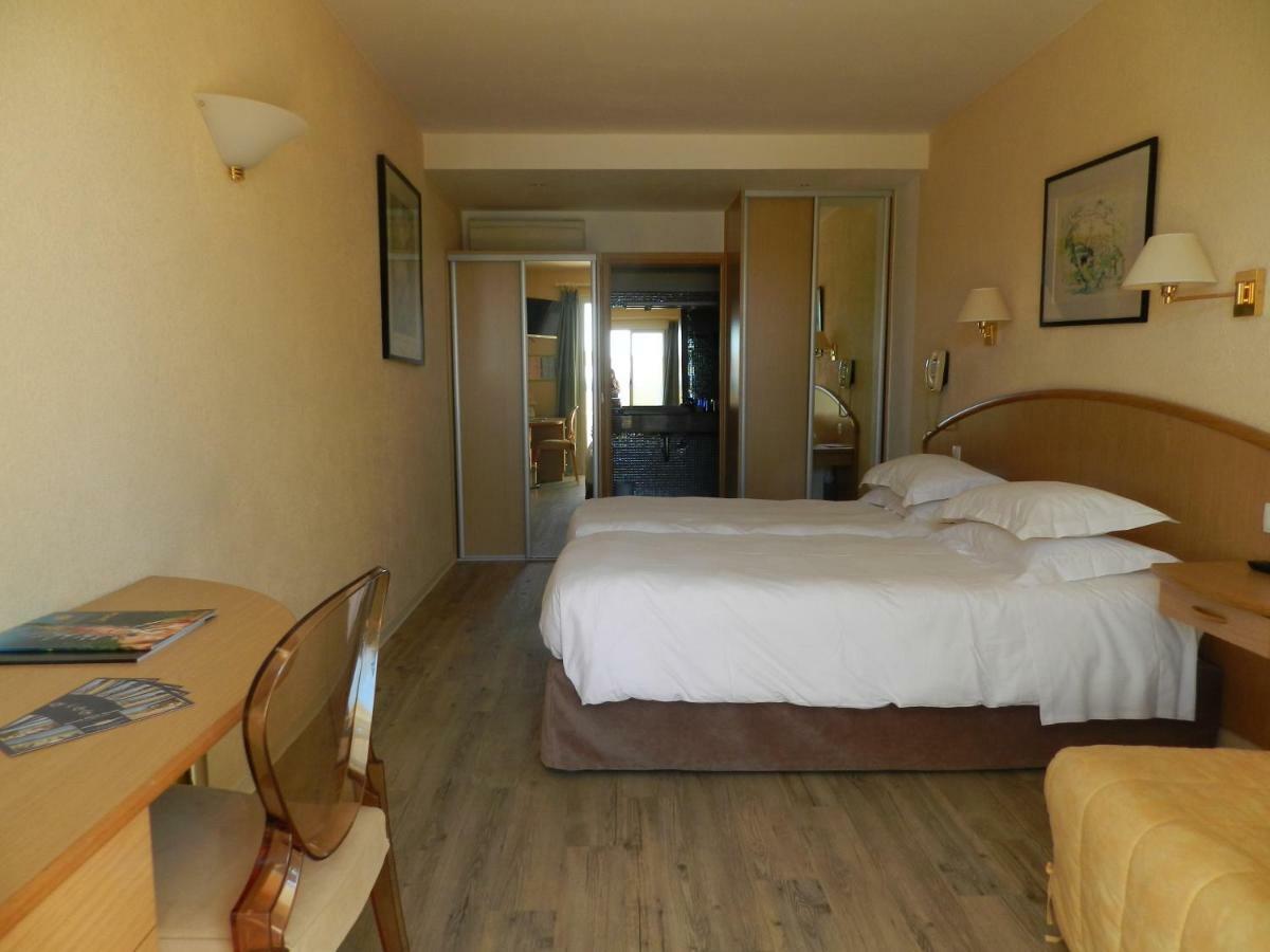Grand Hotel Moriaz Le Lavandou Exterior foto