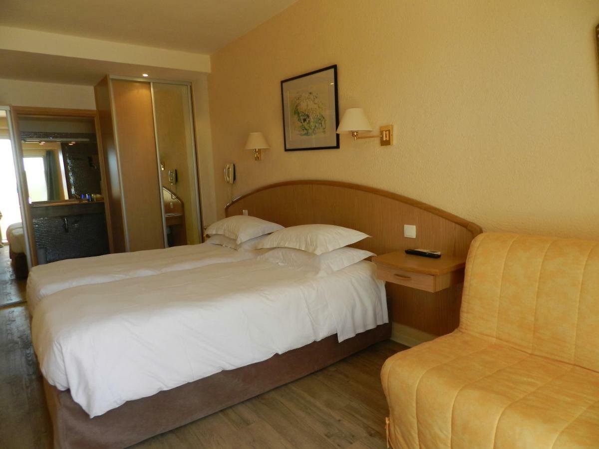 Grand Hotel Moriaz Le Lavandou Exterior foto